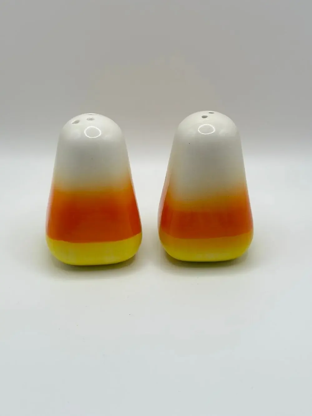 Candy Corn Halloween Salt & Pepper Shaker set, New in box!